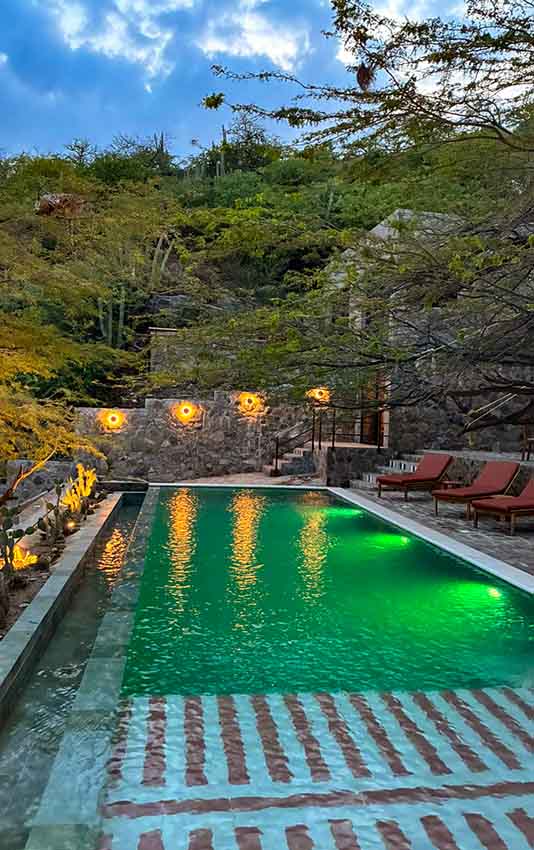 CAOBA y Perla Roca la curaduría boutique encuentra el paraíso en Santa Marta caoba perla